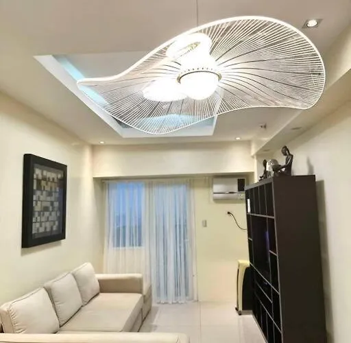 1bdrm At Makati W Balcony View Of Mnla Bay