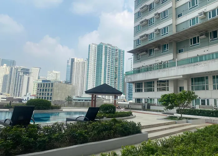 1bdrm At Makati W Balcony View Of Mnla Bay Apartment